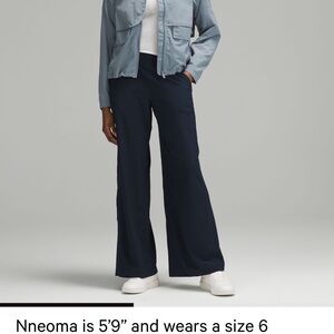 Swift Mid-Rise Wide-Leg Pant BNWT-Lululemon